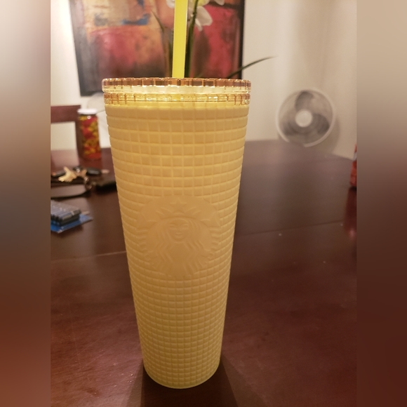 Starbucks heartfelt collection yellow 2023 cold tumbler - Picture 2 of 6